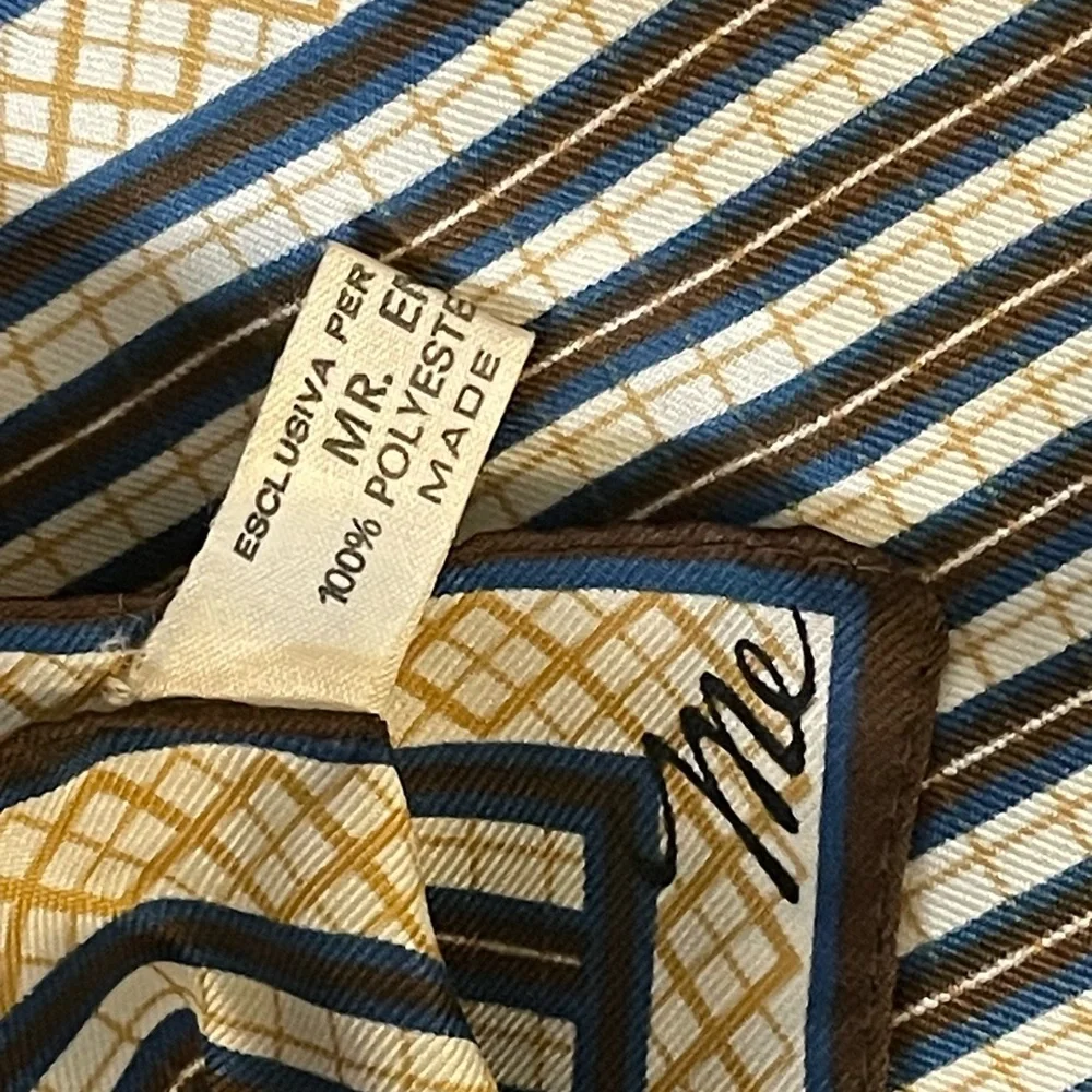 Vintage 70s Mr Emperor Striped Poly Scsrf 22 In Sq Excellent Condition